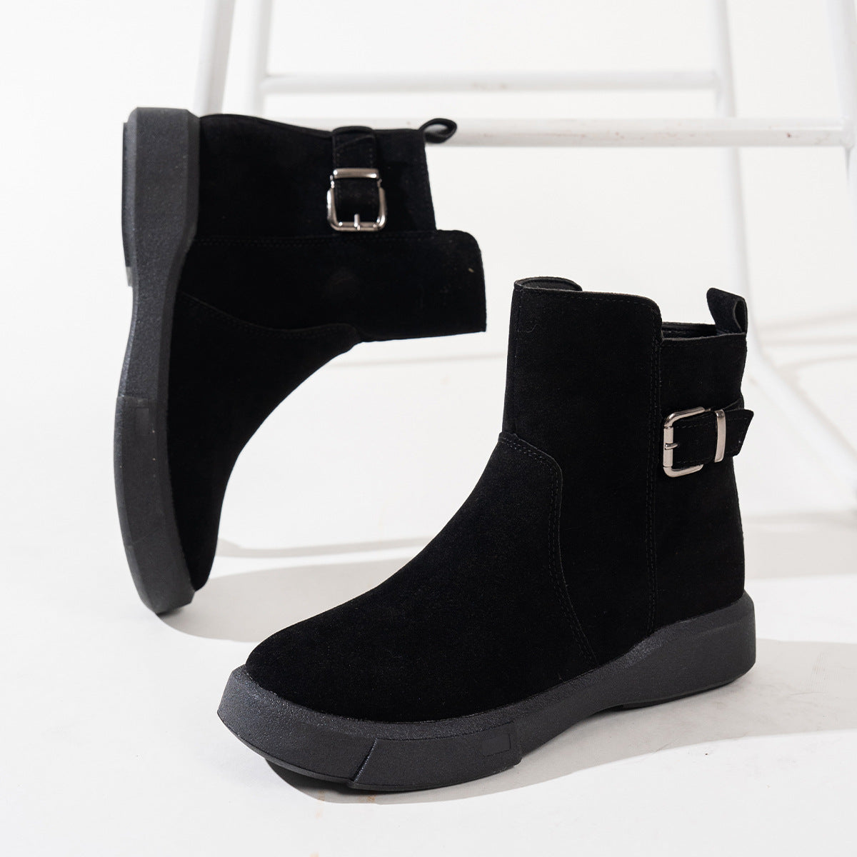 Bottines suedees Averiell confort‑plat