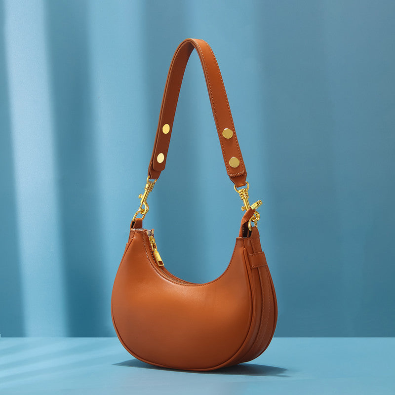 Soléa – sac bandoulière croissant en cuir